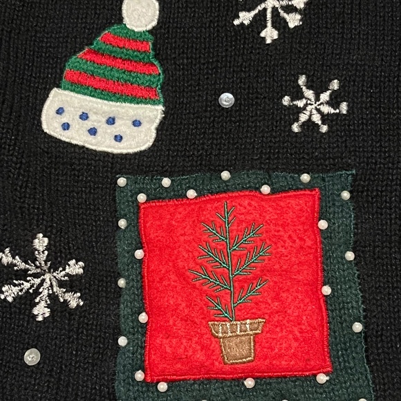 Original (Ugly) Christmas Sweater - Picture 5 of 6